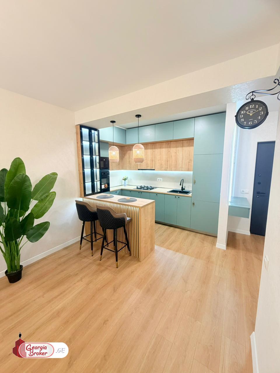 продается квартира с новым ремонтом 2-комнаты